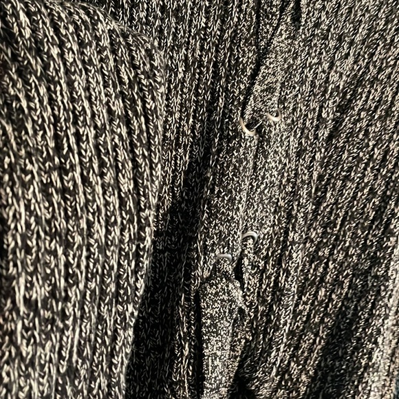 Closet clear out! - Picture 3 of 3